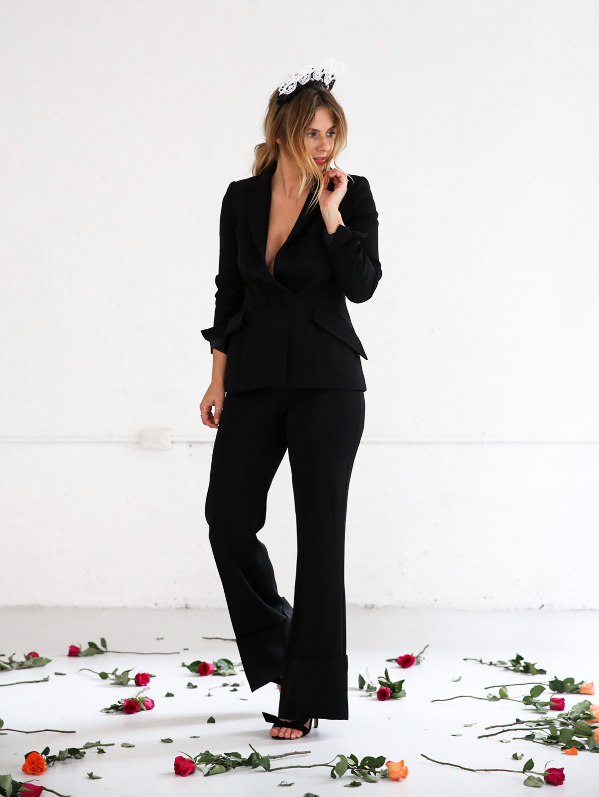 Fashion blogger Lisa Hamilton styling a black tuxedo for Derby Day 