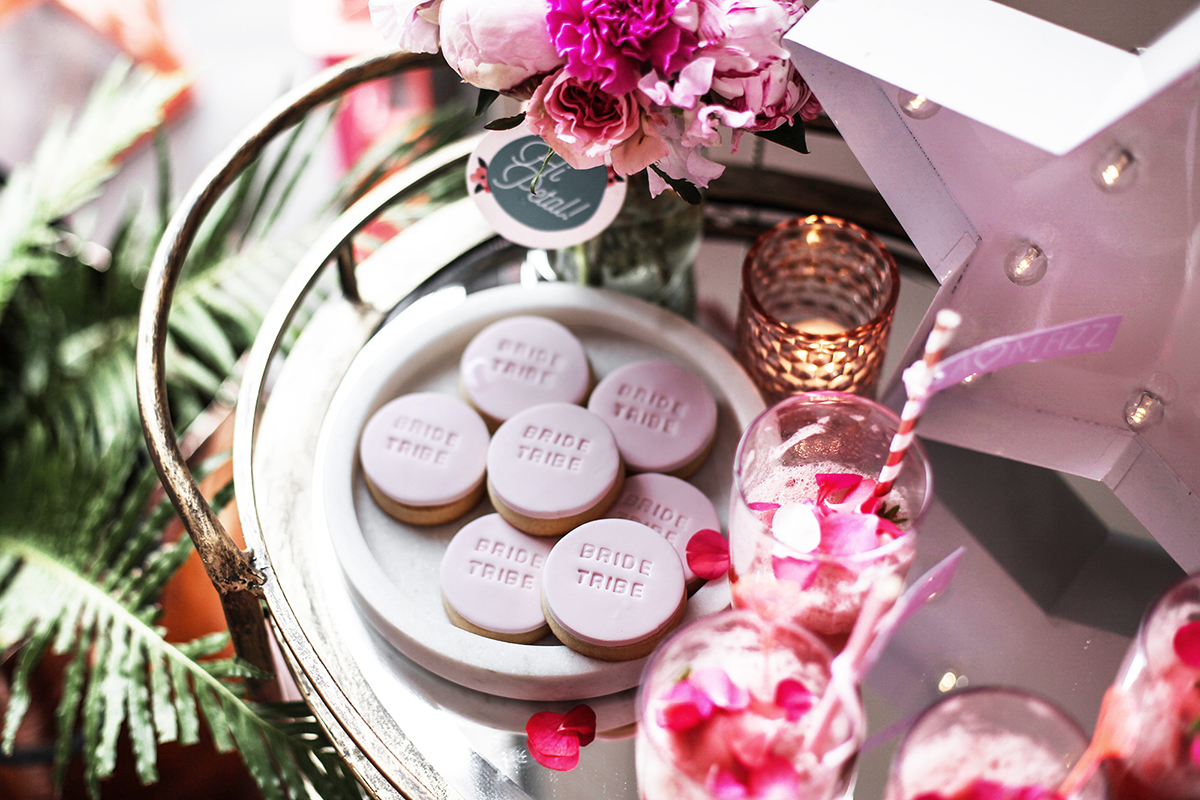 seewantshop-partywithlenzo-bride-tribe-cookies-hens-bachelorette-party-img_7697